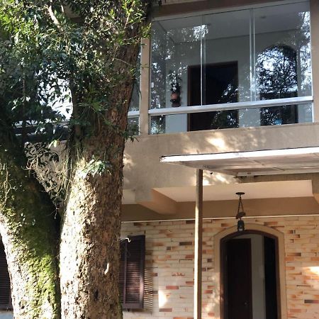 Charming Home 2 Min. From Barigui Park كوريتيبا المظهر الخارجي الصورة