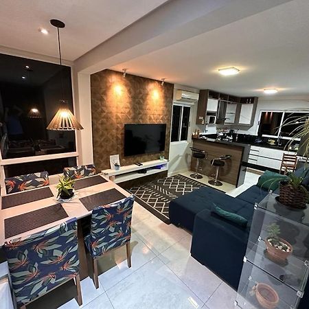 Charming Home 2 Min. From Barigui Park كوريتيبا المظهر الخارجي الصورة