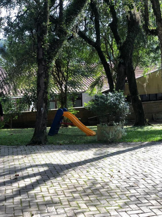 Charming Home 2 Min. From Barigui Park كوريتيبا المظهر الخارجي الصورة